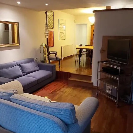 Bedroom & Terraces *